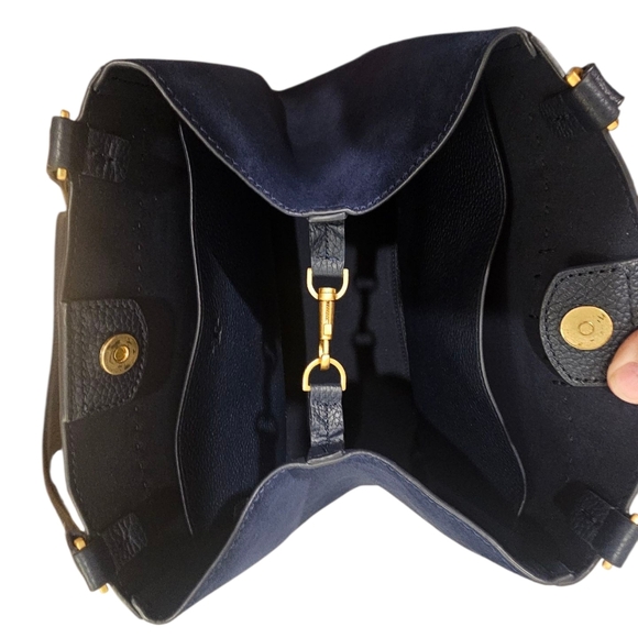 Tory Burch **BEAUTIFUL** Navy Blue McGraw Womens Leather/Suede Small Bucket Bag - Picture 7 of 13
